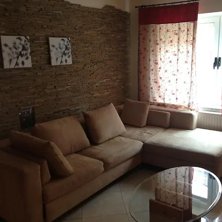 Apartman Virág Appartamento