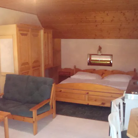Appartamento Apartman Virág *