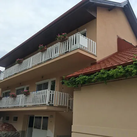Apartman Virág * Hévíz