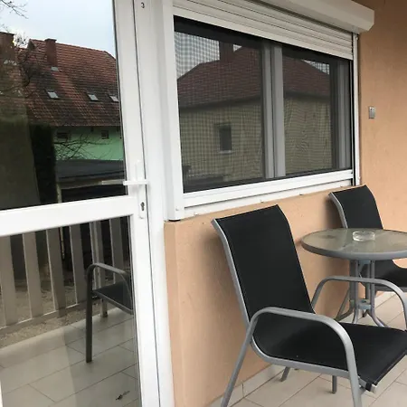 Appartamento Apartman Virág Hévíz