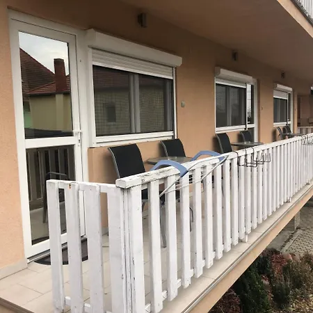 Appartamento Apartman Virág Hévíz